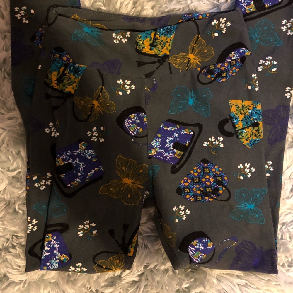 🦋LuLaRoe cute soft butterfly leggings 🦋